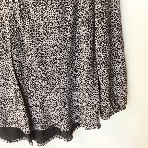 Lucky Brand Long Sleeve Printed Boho Peasant Top with Embroidered Detail - 2X - Picture 3 of 8